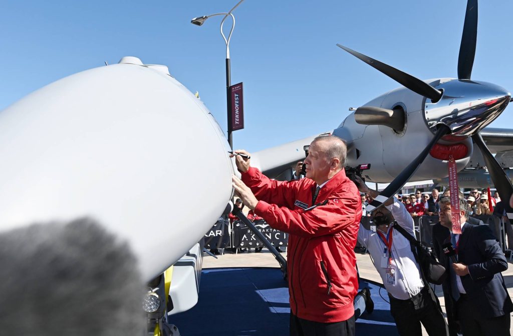 Ilham_Aliyev_and_Recep_Tayyip_Erdogan_attended_TEKNOFEST_Azerbaijan_festival_in_Baku_37