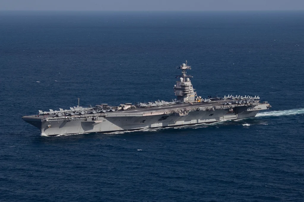 USS_Gerald_R._Ford_(CVN-78)_underway_in_the_Atlantic_Ocean_on_9_October_2022_(221009-N-TL968-1248).JPG